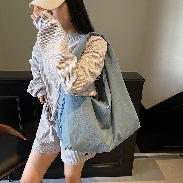 Babel Oversized Tote